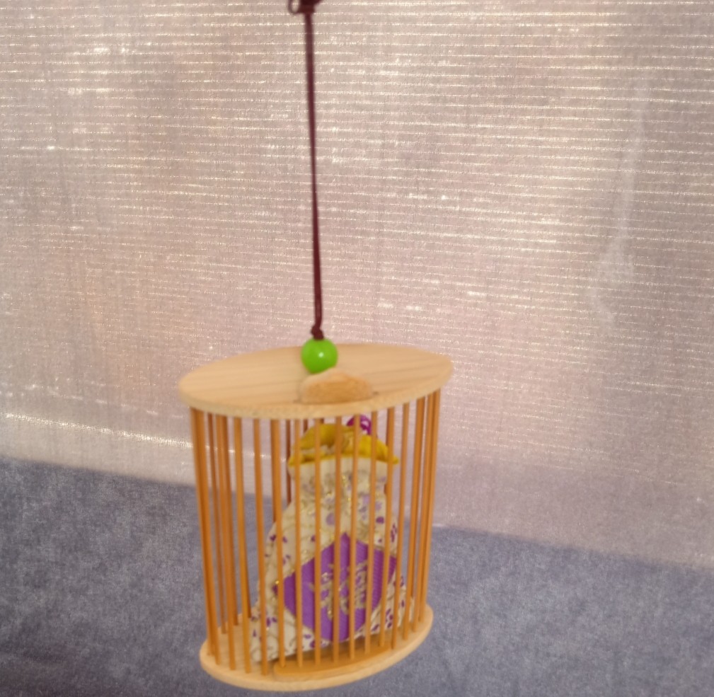 【新品】精细小巧 圆形香包笼 纯手工制作