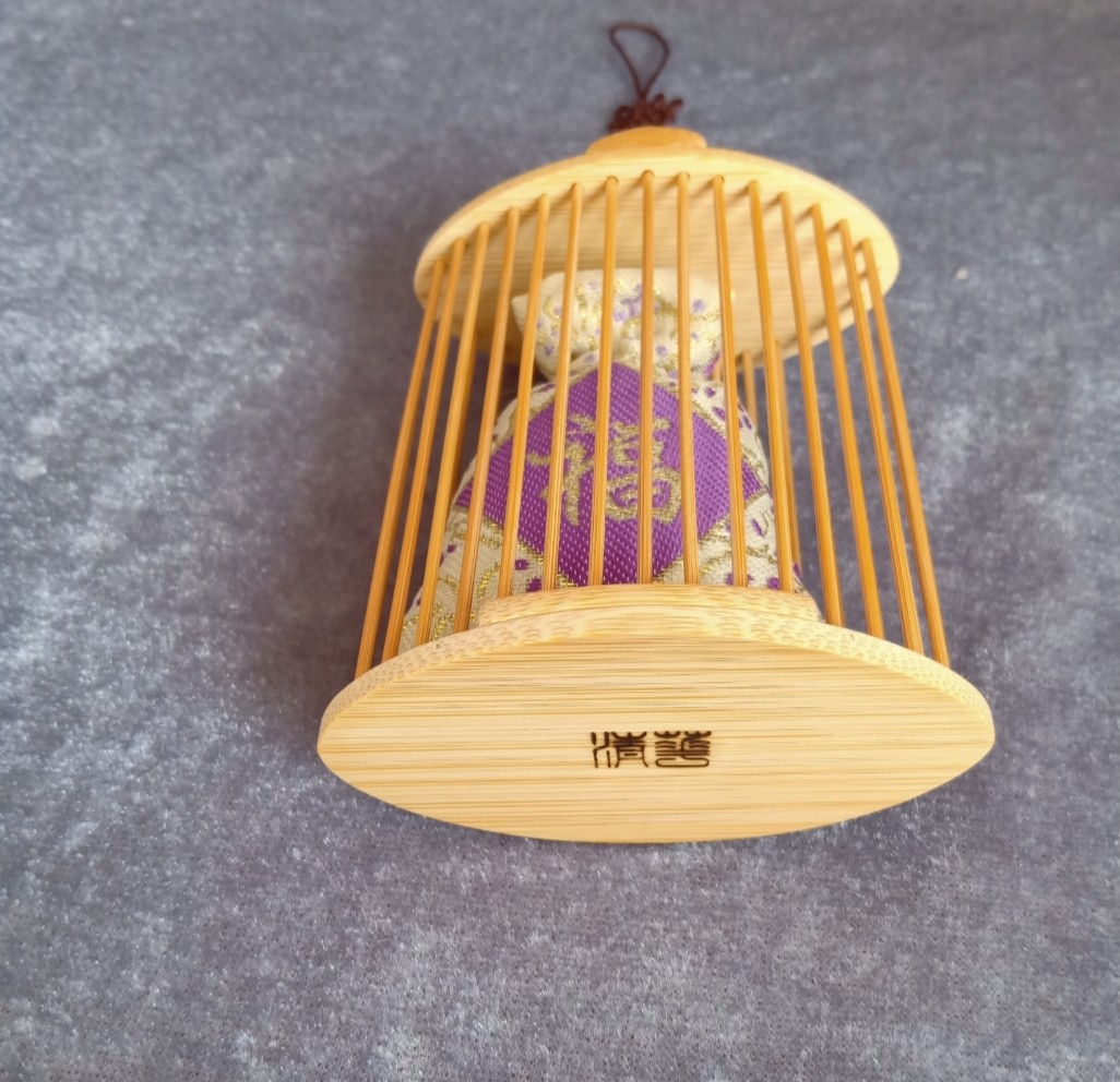 【新品】精细小巧 圆形香包笼 纯手工制作