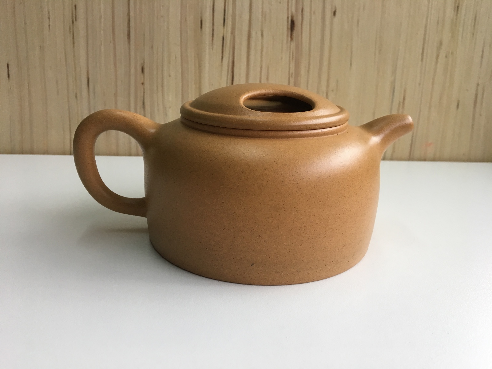 沈兴泉老师作品  牛盖莲子壶