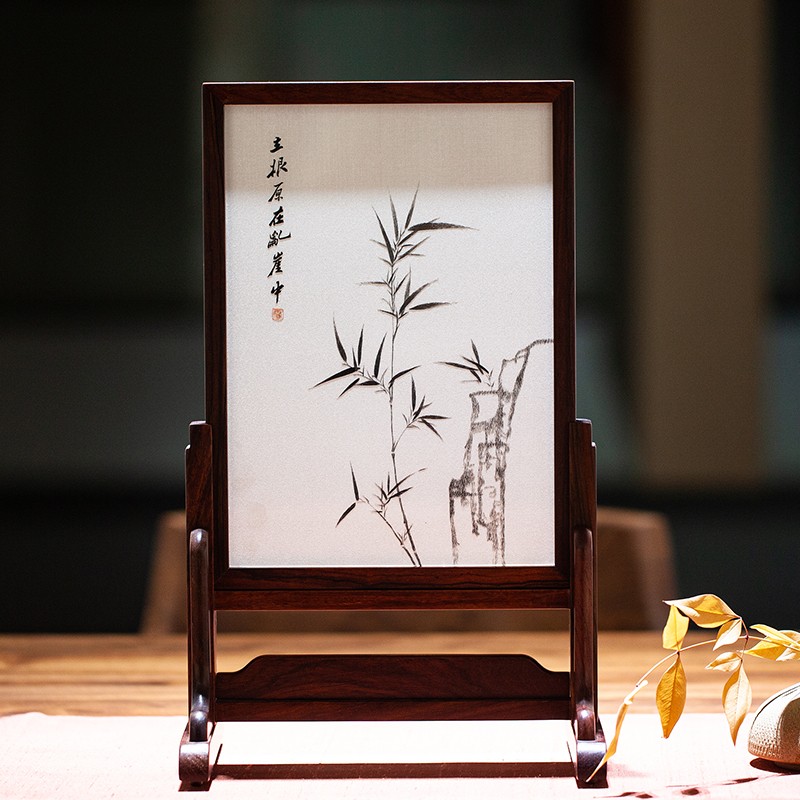 双面绣《毅竹破岩》