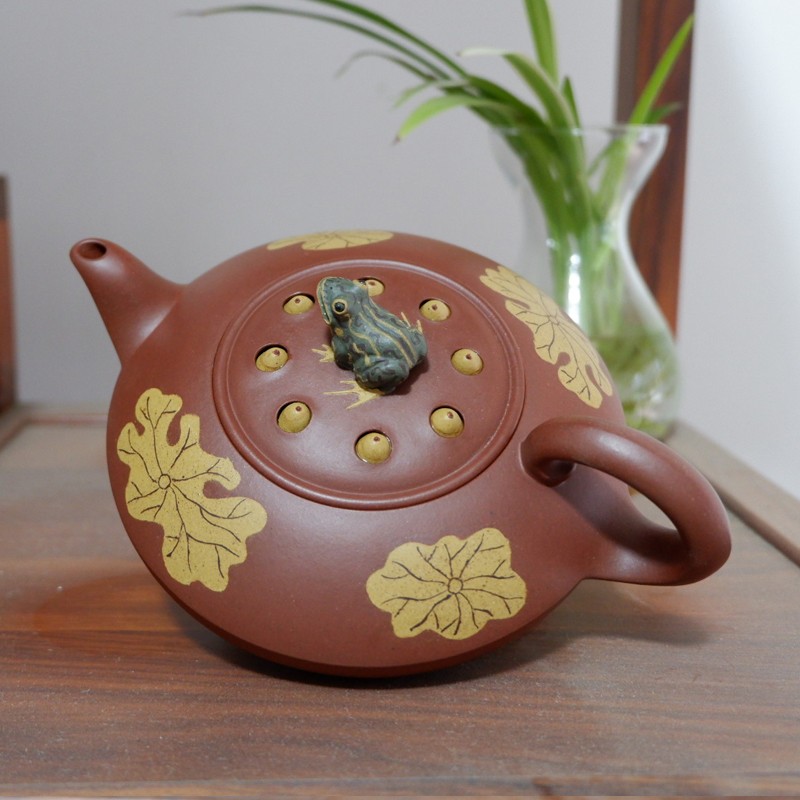 宜兴紫砂壶 国家高级工艺美术师范小中 荷塘月色壶