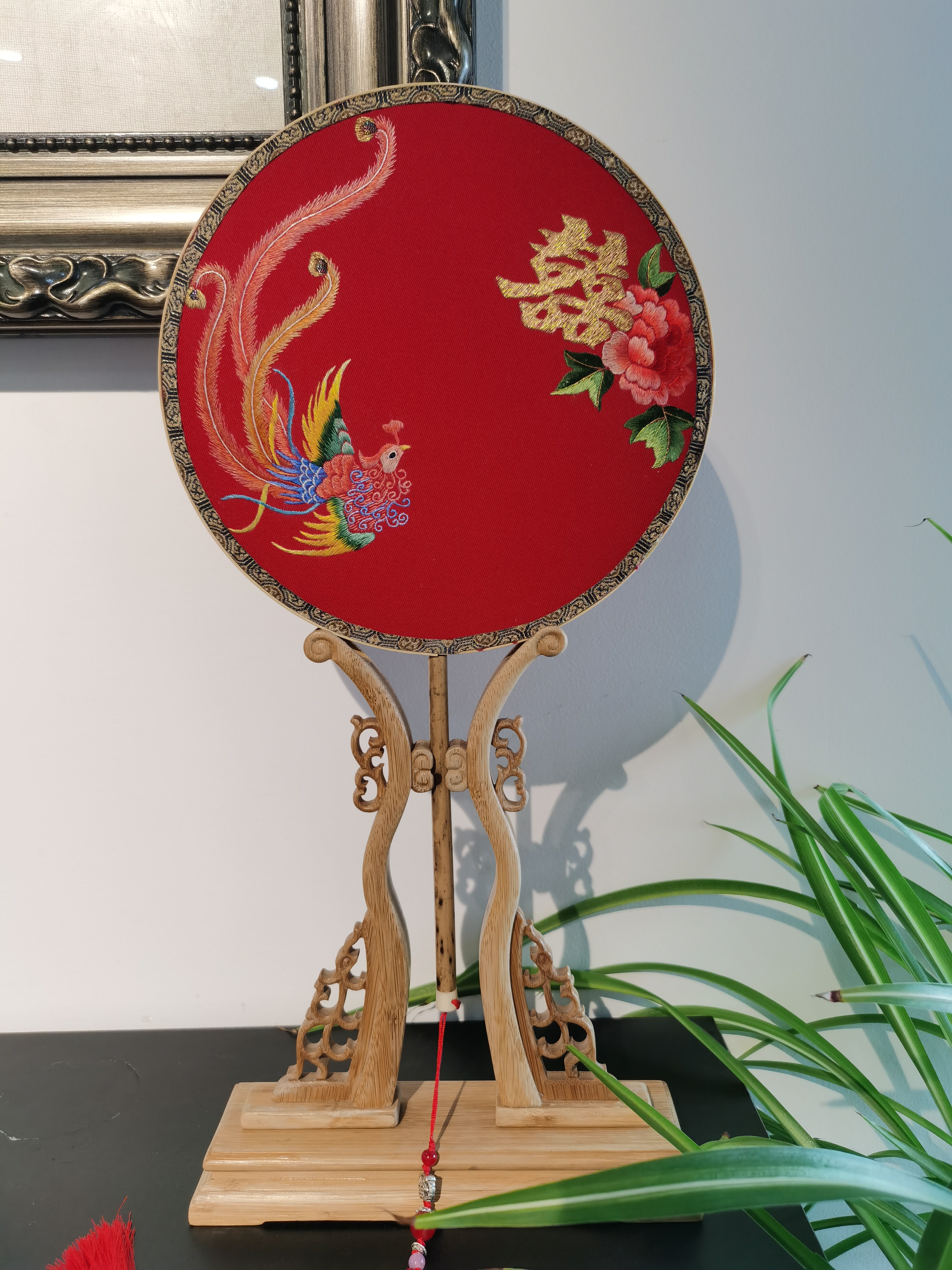 纯手工刺绣喜扇