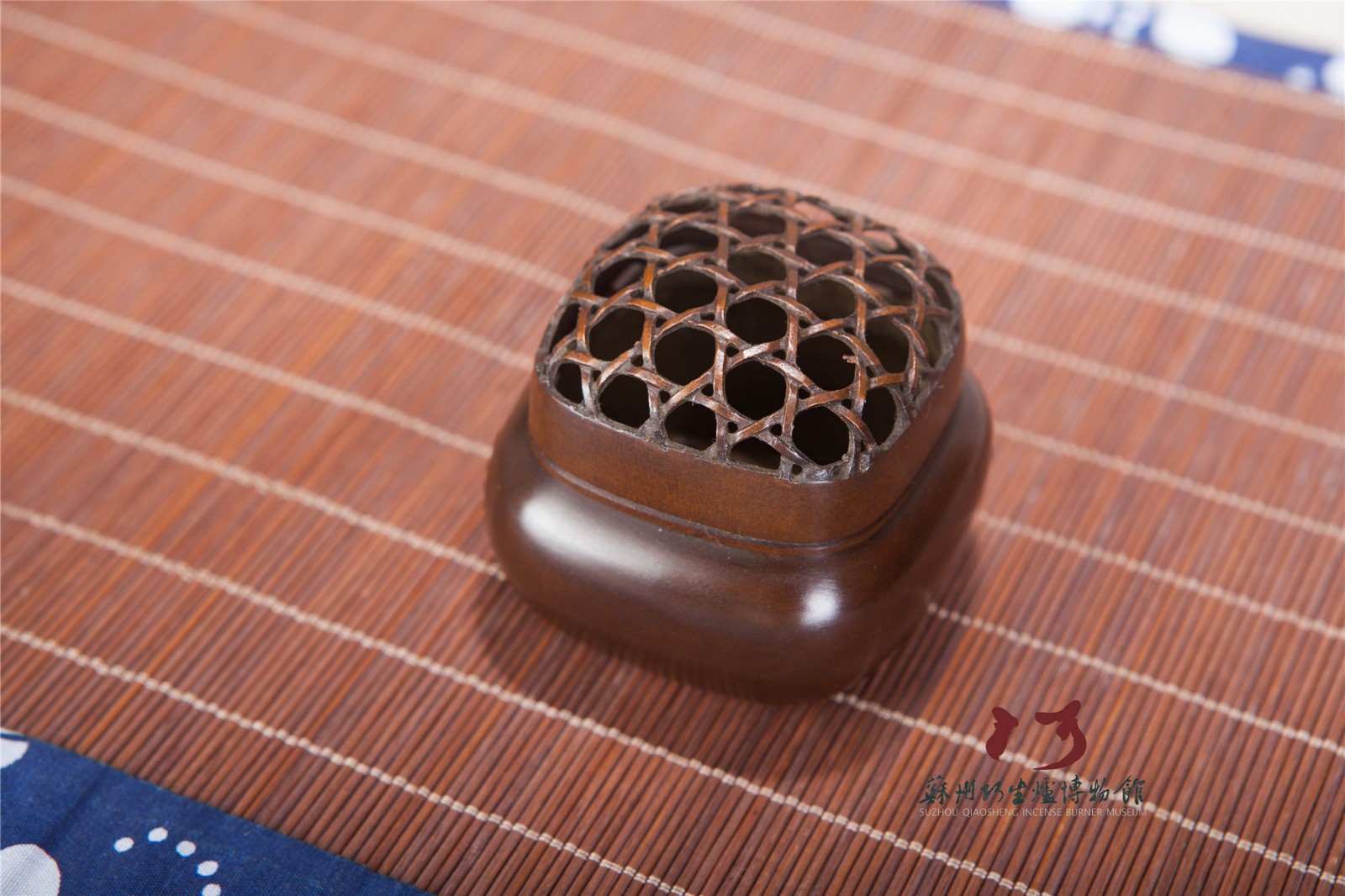 苏州巧生炉博物馆—正方手炉
