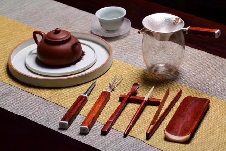 茶具八君子